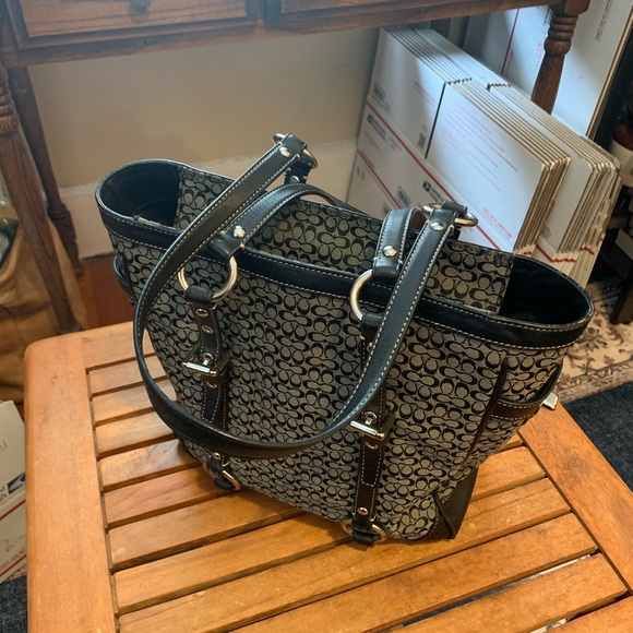 Coach Handbags - Coach Bag